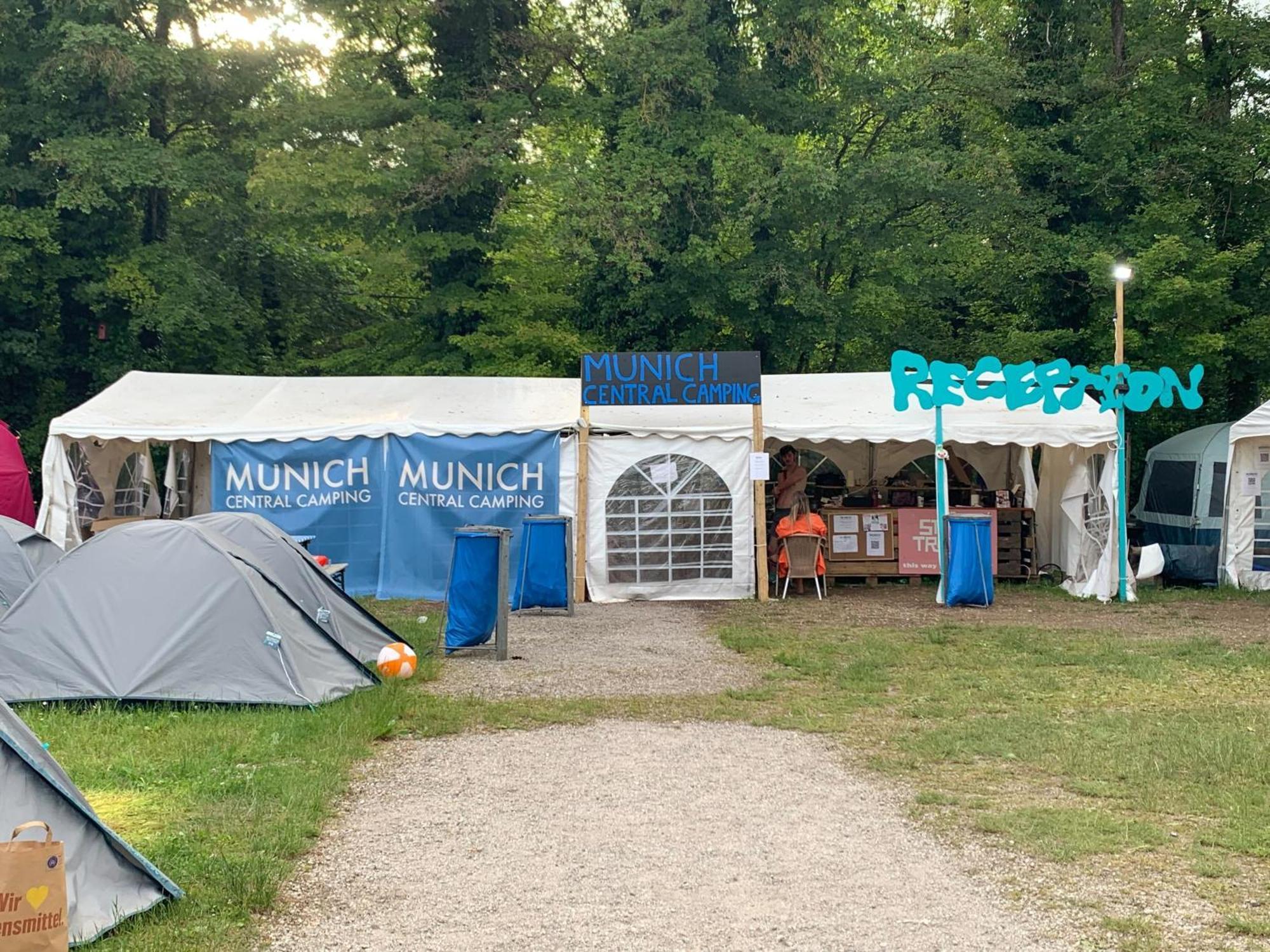 Oktoberfest On A Budget München Eksteriør bilde